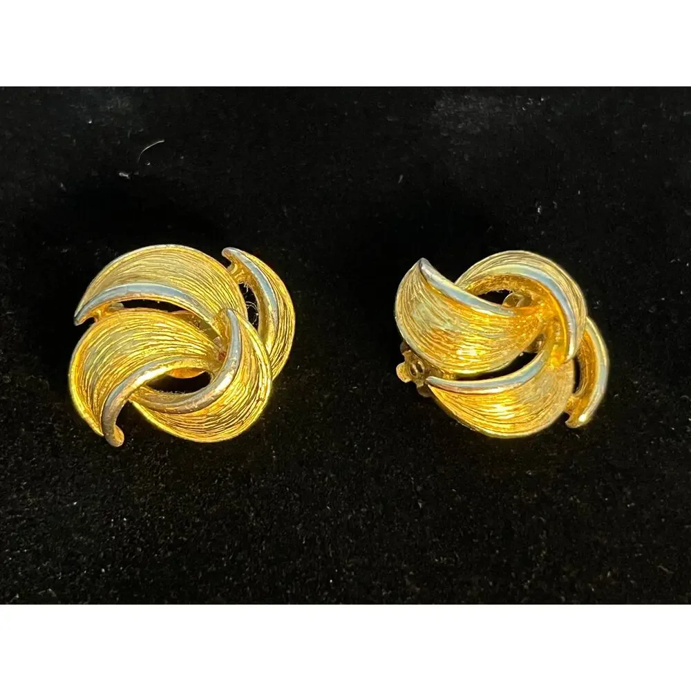 VTG Givenchy Clip On Earrings Gold Tone Swirl Glam Regency Signed